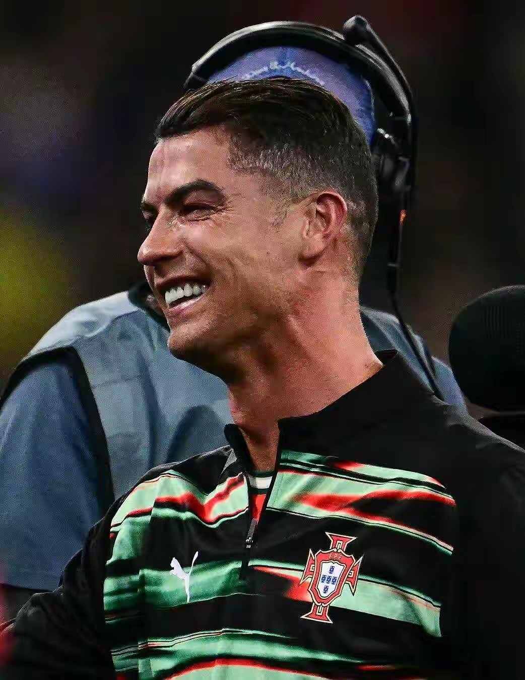 C罗连续十二场比赛得分超过最后时刻胜出，瑞士队不断突破！全场沸腾不已的简单介绍