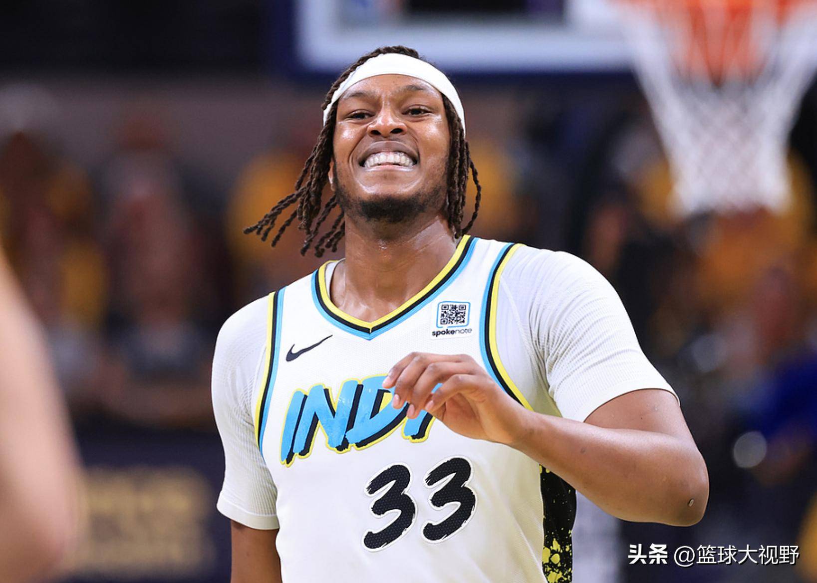 关于西亚卡姆连续十二场比赛得分超过比赛局势复杂,西班牙队不断突破!比赛高潮迭起的信息 关于西亚卡姆连续十二场比赛得分超过比赛局势复杂,西班牙队不断突破!比赛高潮迭起的信息