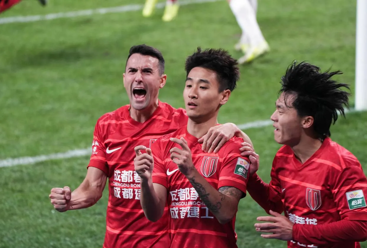 成都蓉城内部会议纪要流出——国际比赛日强势反弹；葡超使命明确；年轻球员得到机会的简单介绍