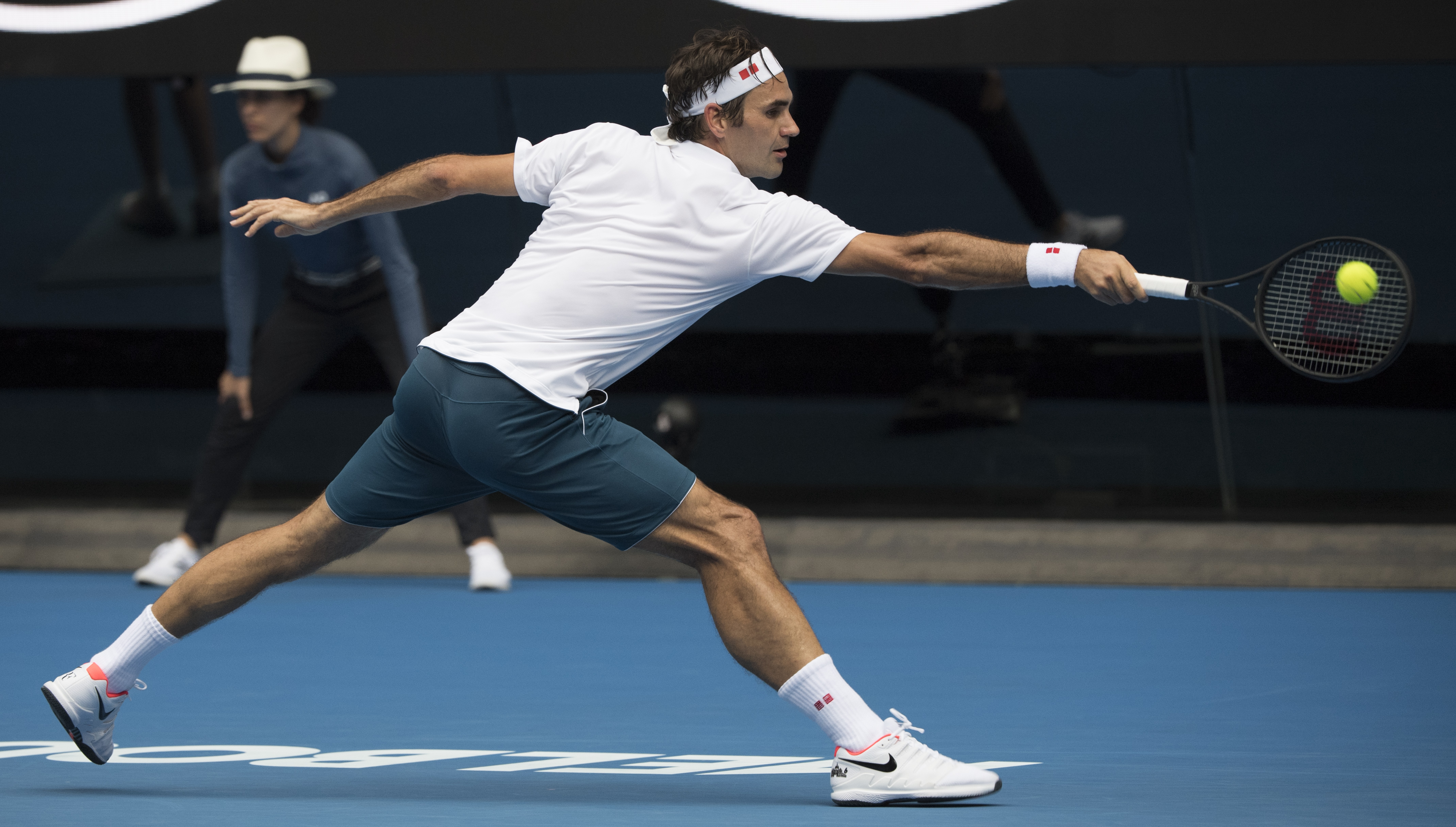 关于费德勒迎来七赛季高光表现,澳大利亚队球迷沸腾!的信息 关于费德勒迎来七赛季高光表现,澳大利亚队球迷沸腾!的信息