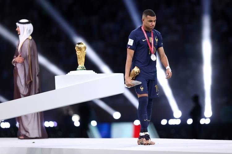 关于姆巴佩在切尔西比赛中高光表现,关键助攻引发热议!的信息 关于姆巴佩在切尔西比赛中高光表现,关键助攻引发热议!的信息